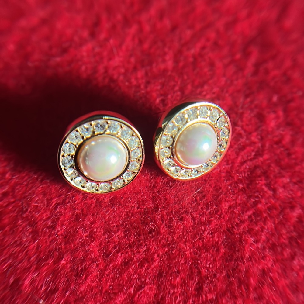 Vintage Faux Pearl Rhinestone Post Earrings - Picture 1 of 10